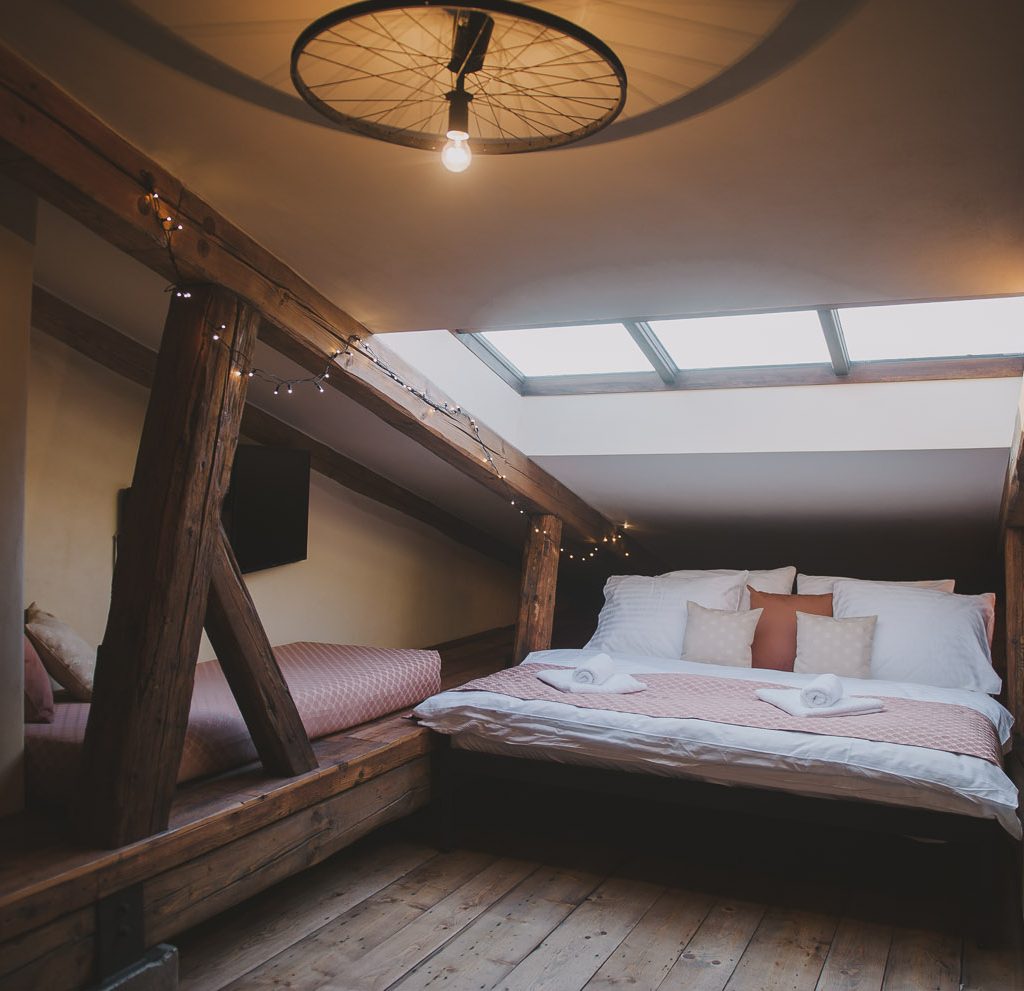 Miss Sophies Olomouc bedroom