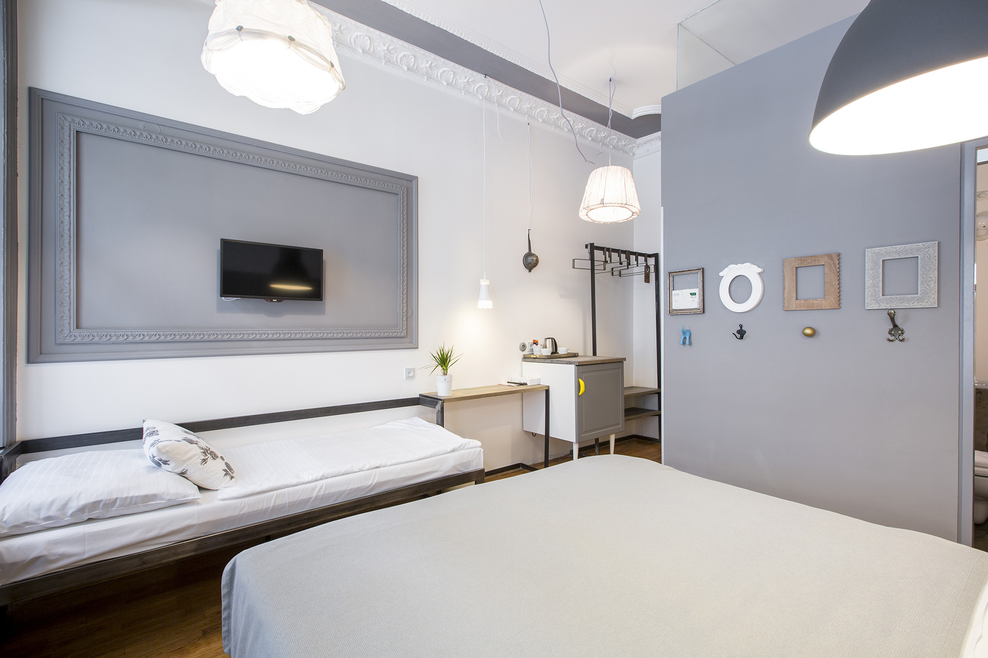 Miss Sophies New Town triple bedroom