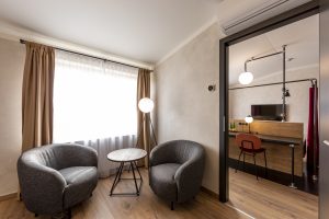 Miss Sophie's Downtown triple room