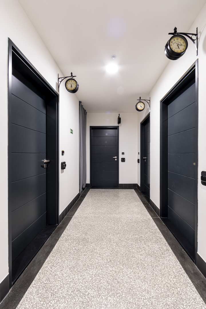 Miss Sophie's Downtown corridor