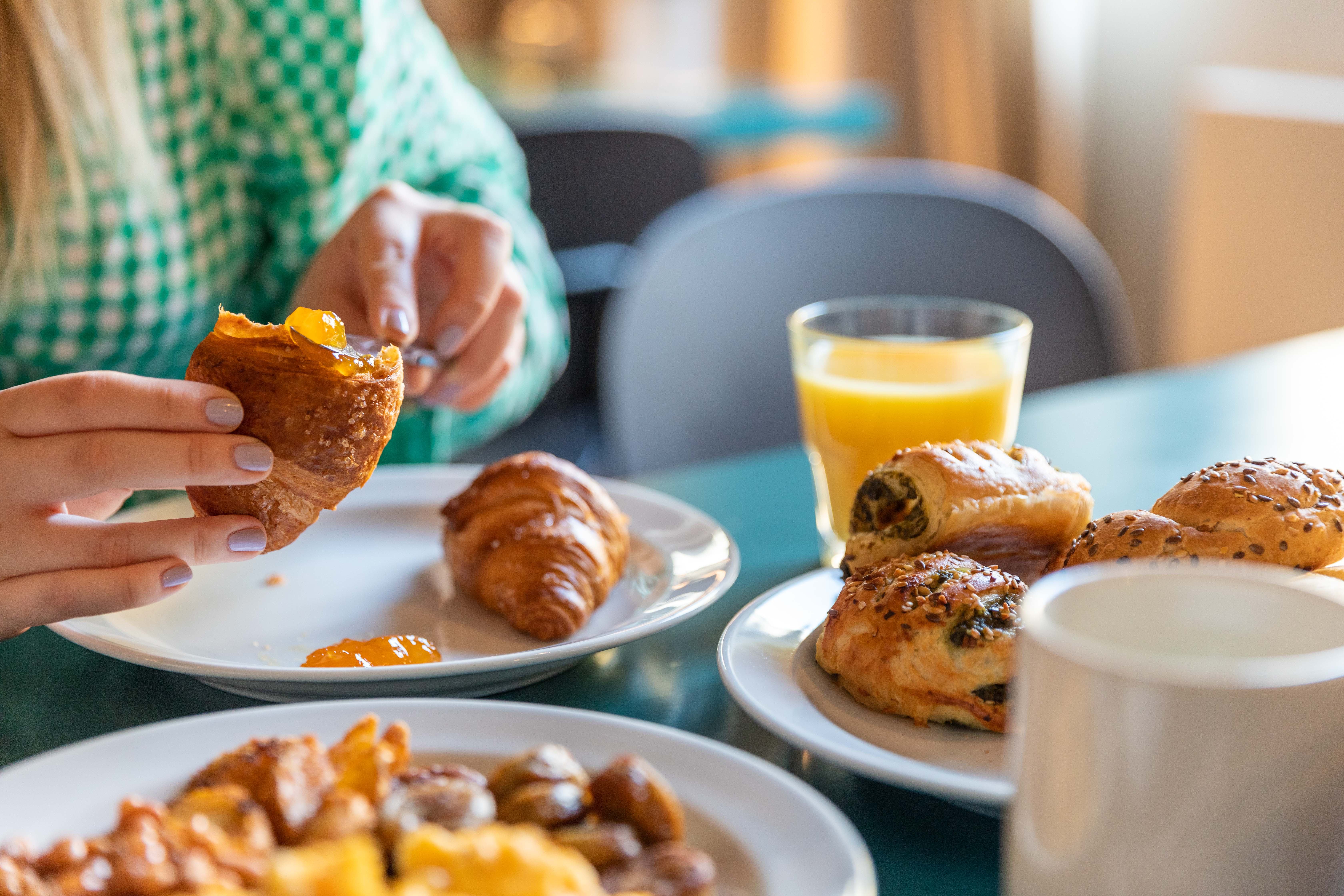 MS Downtown - breakfast